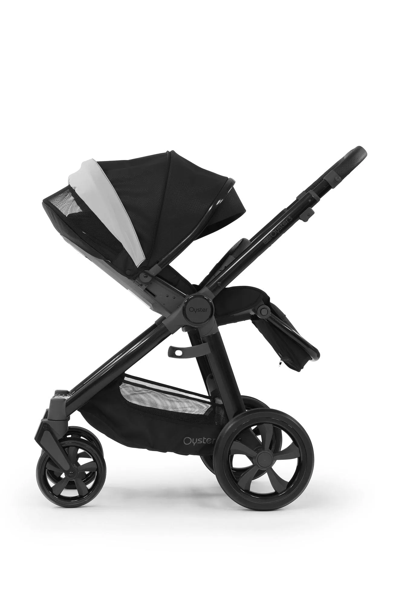 Oyster 3 Special Edition Pushchair Essential Bundle - Onyx