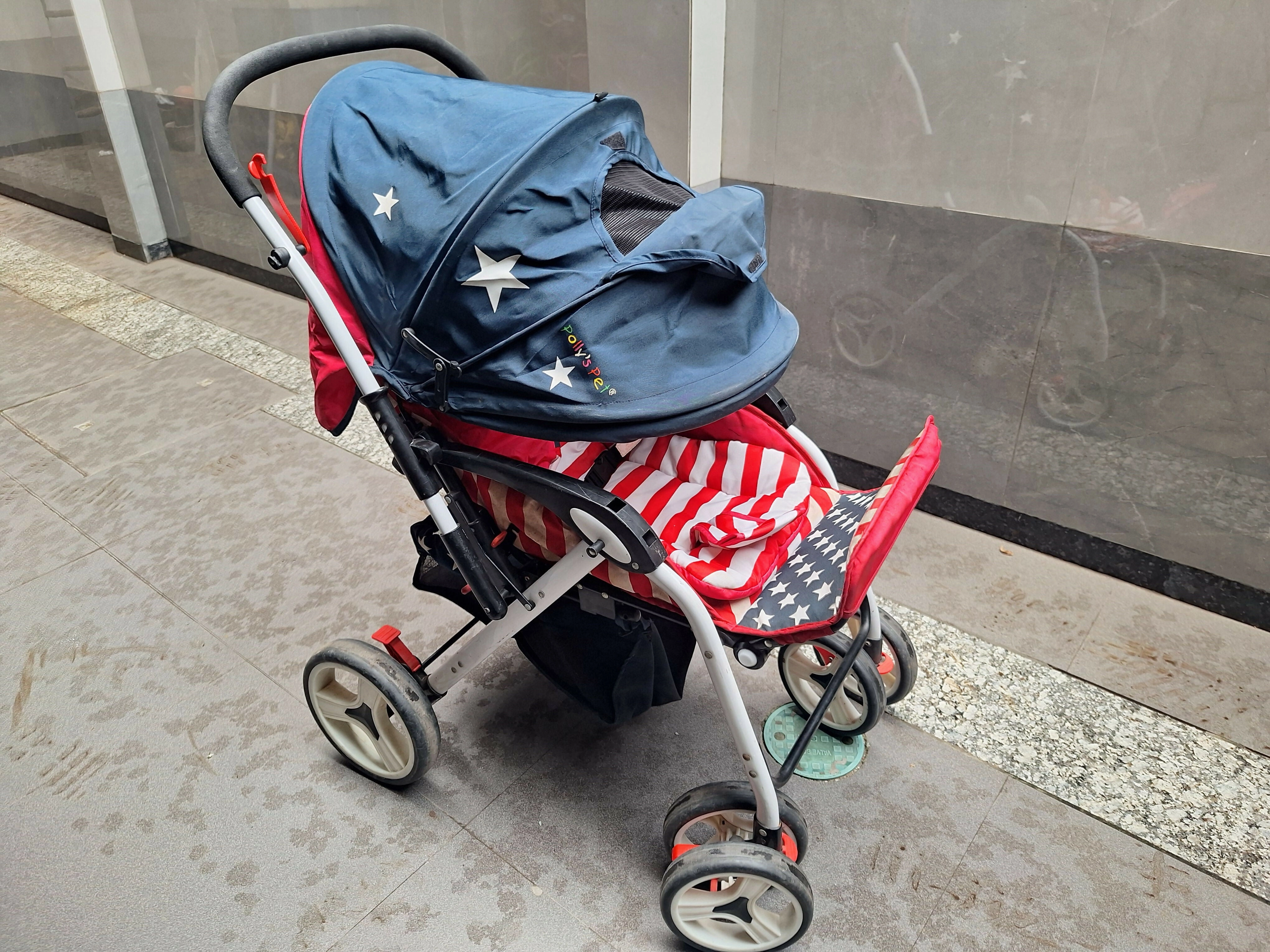 POLLYPET Pram - Red and blue