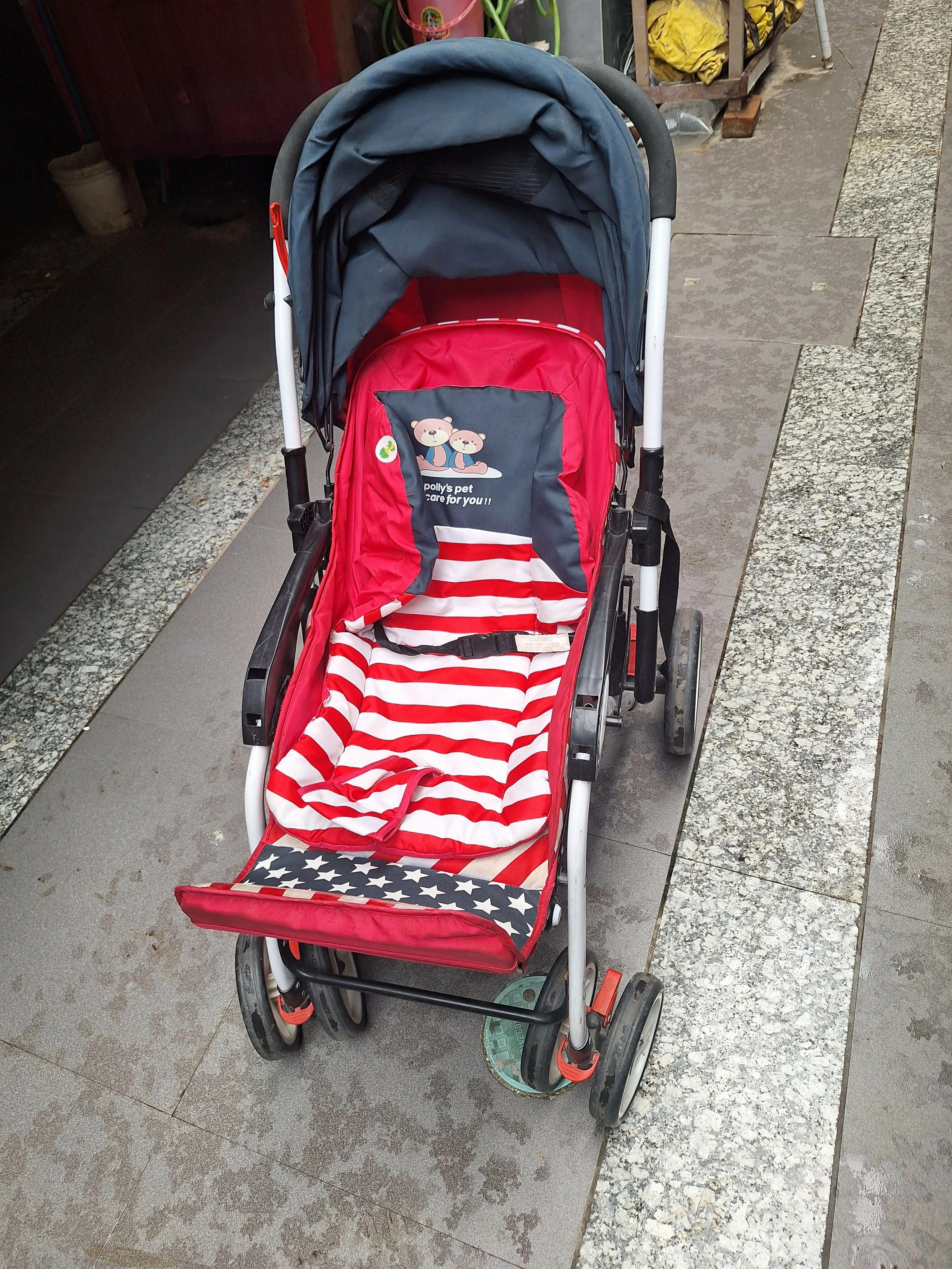 POLLYPET Pram - Red and blue