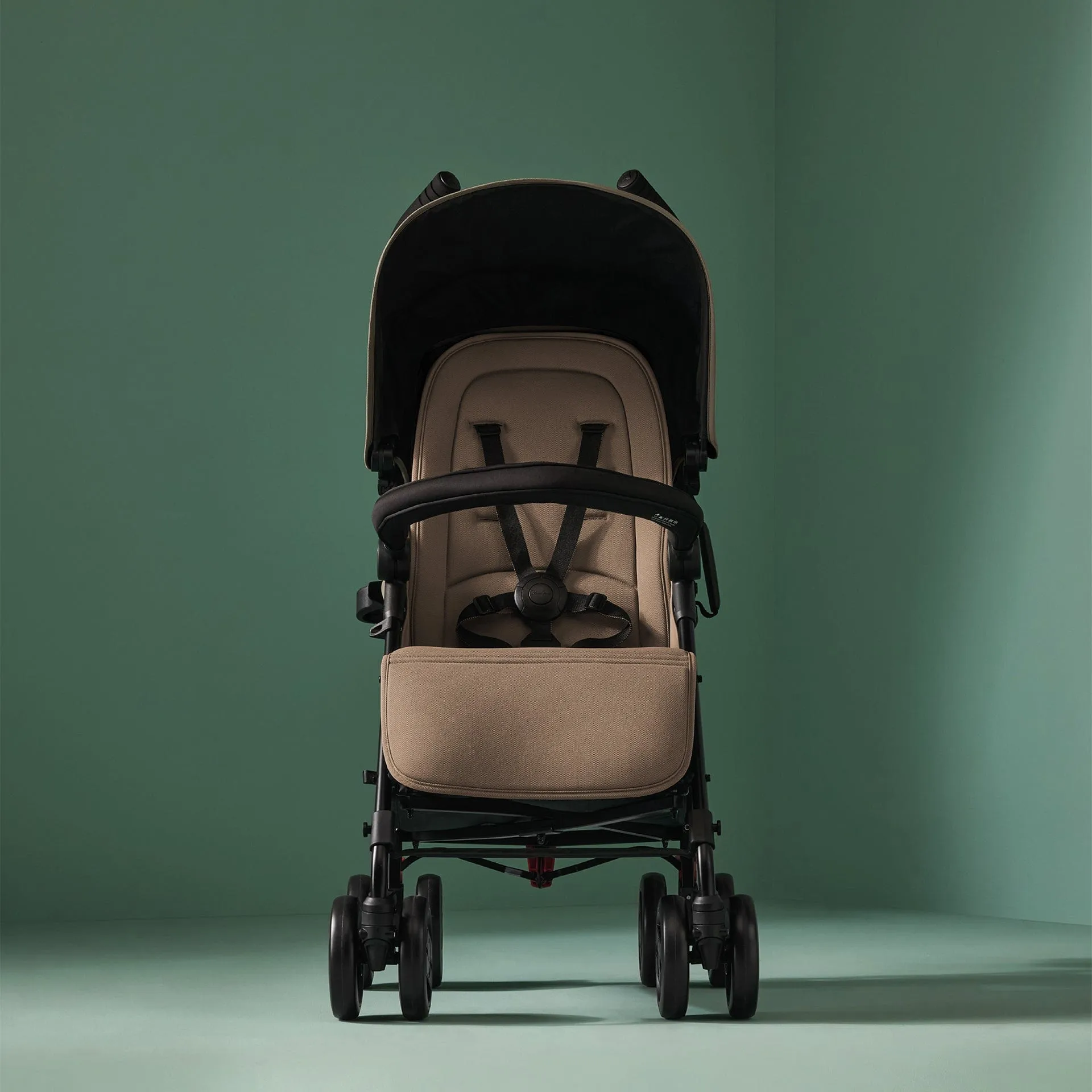 Silver Cross Pop Pushchair with Footmuff - Cobble