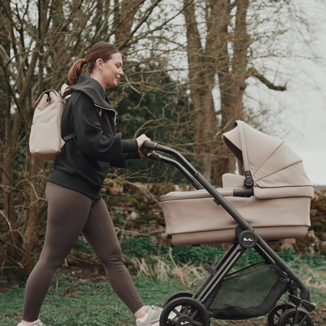 Silver Cross Reef 2 and First Bed Folding Carrycot - Mocha