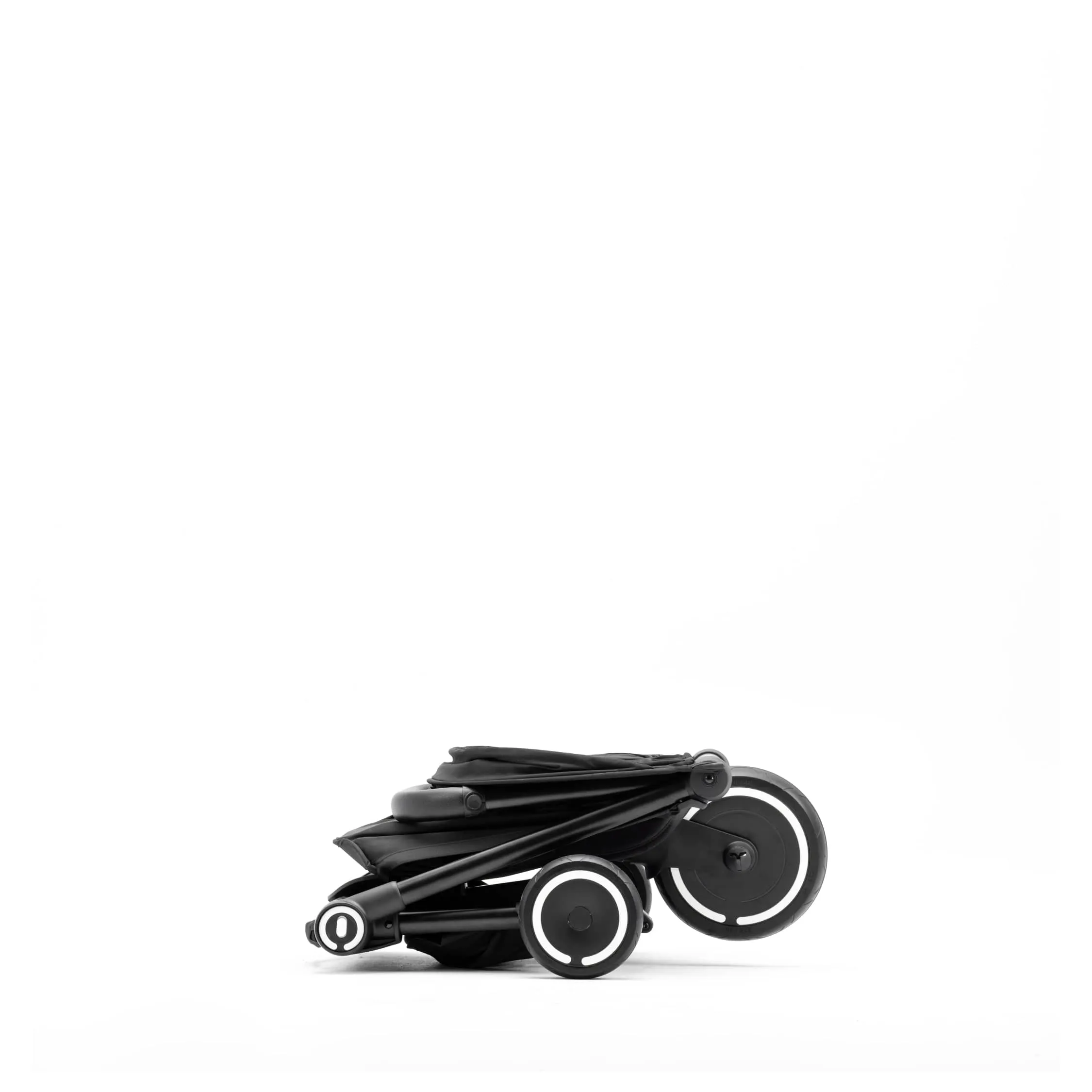 SmarTrike Traveler Stroller - Black