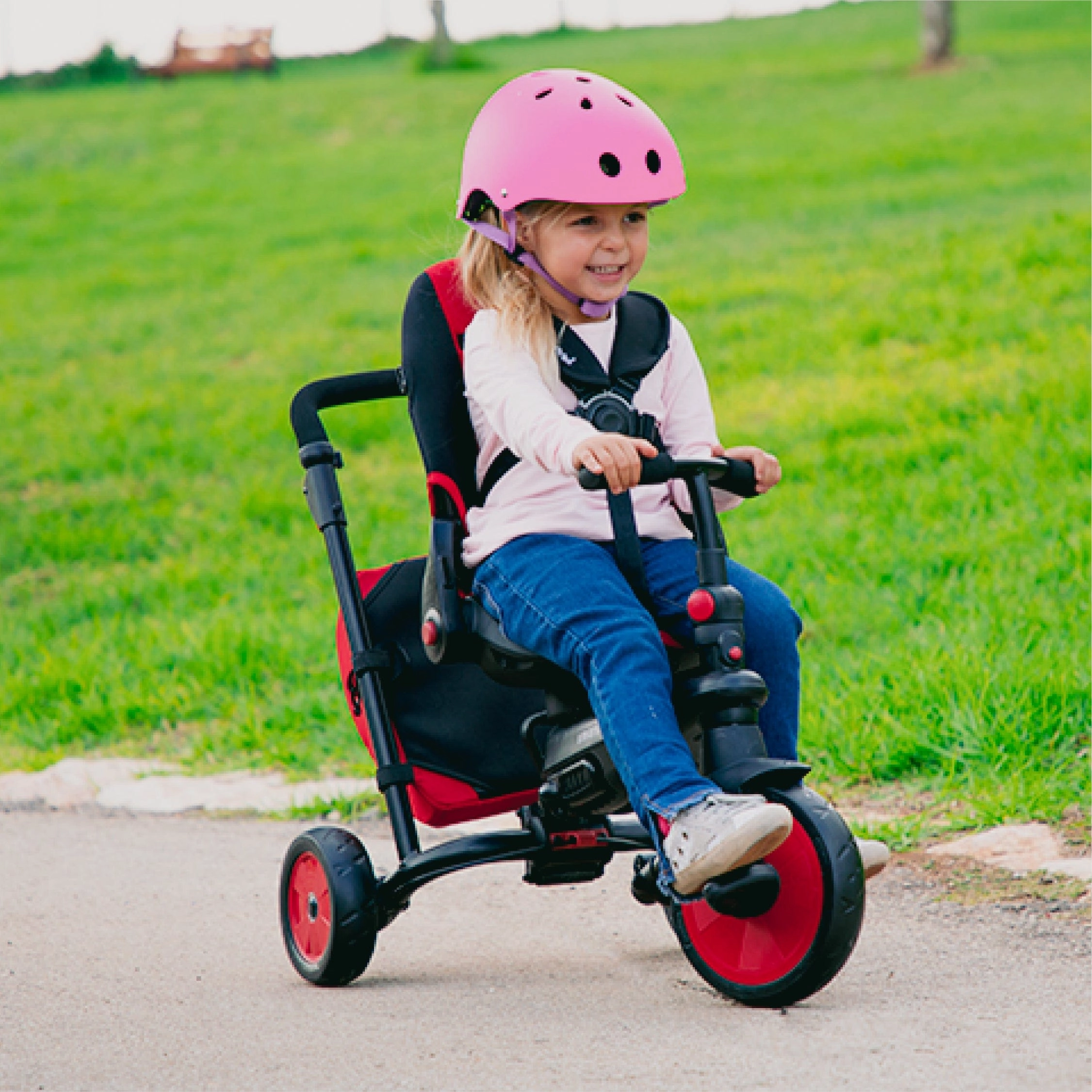 SmarTrike Folding Trike / Stroller STR7 - Red