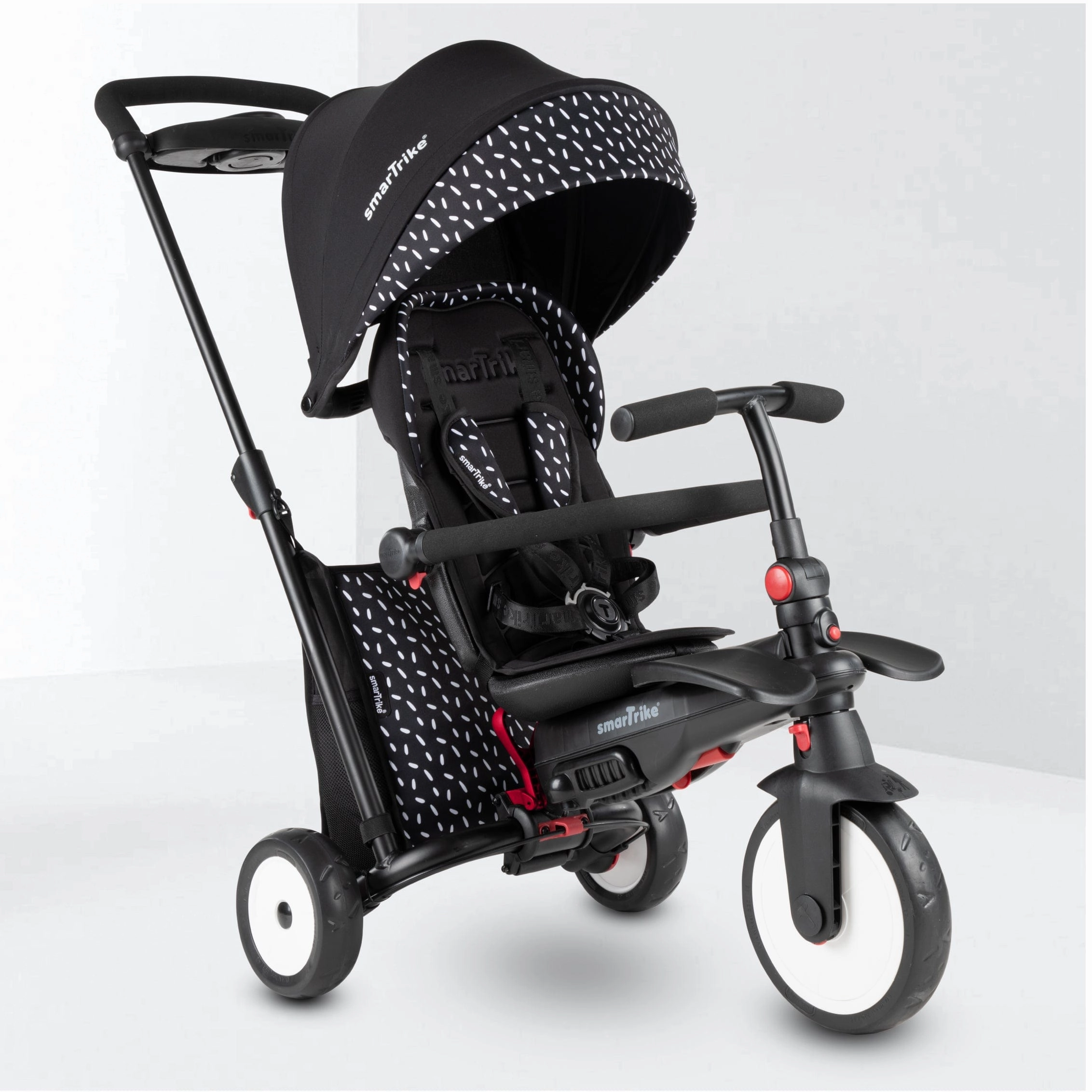 SmarTrike Trike / Stroller STR5 - Black & White
