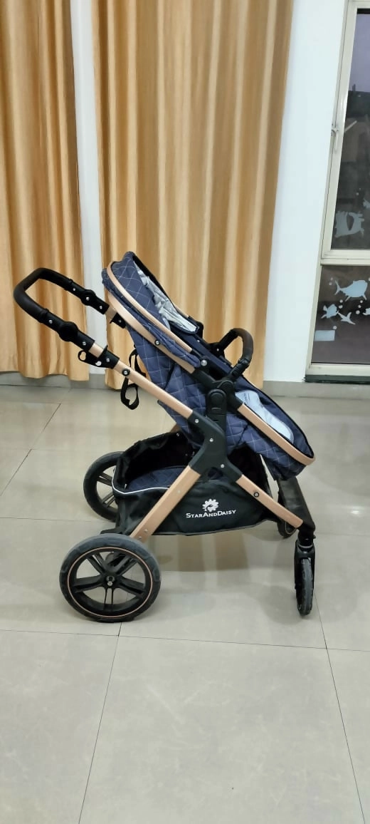 STAR AND DAISY Ultra Baby Stroller/ Pram  (Blue)