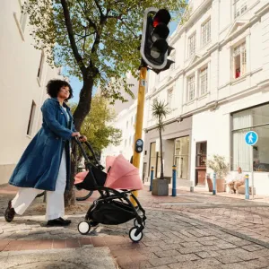 Stokke YOYO 0  Frame with Newborn Pack Set