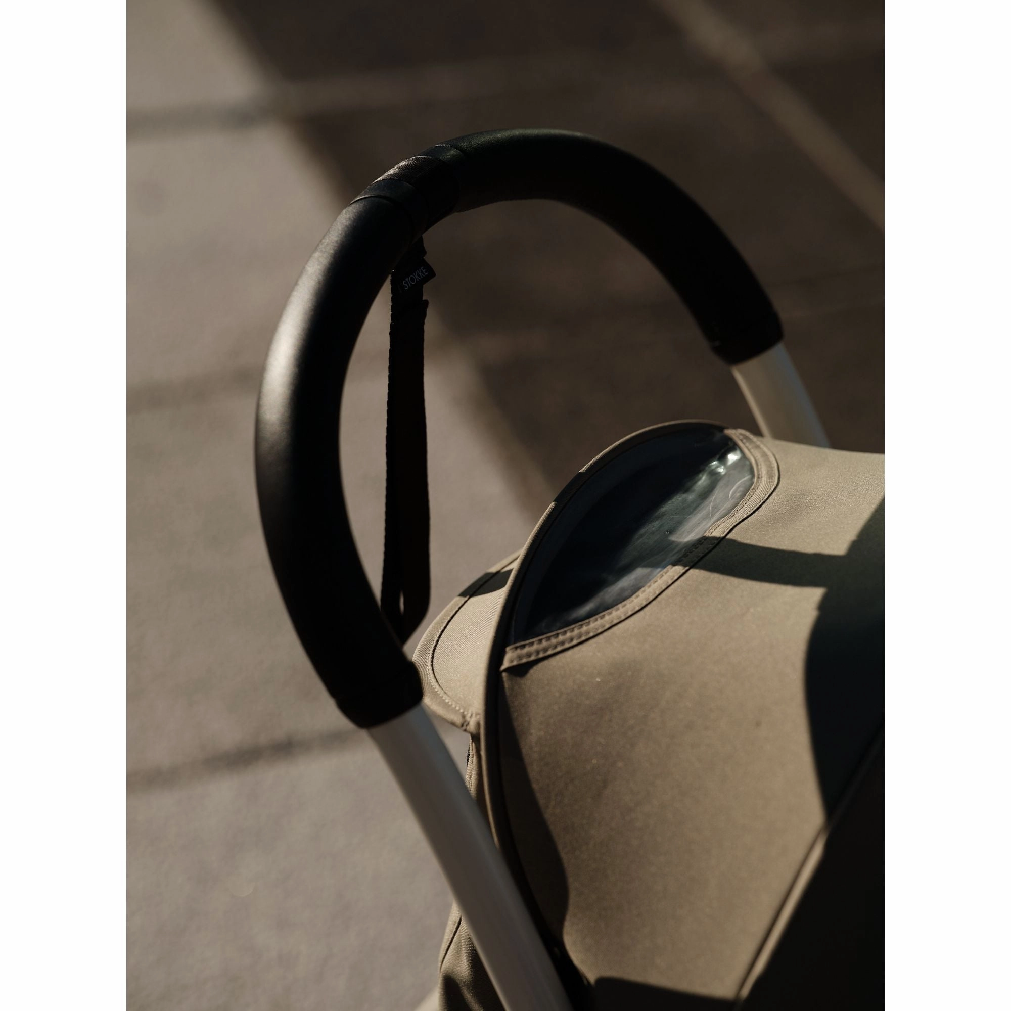 Stokke YOYO 6  Baby Stroller Set - Black Frame with Taupe 6  Color Pack