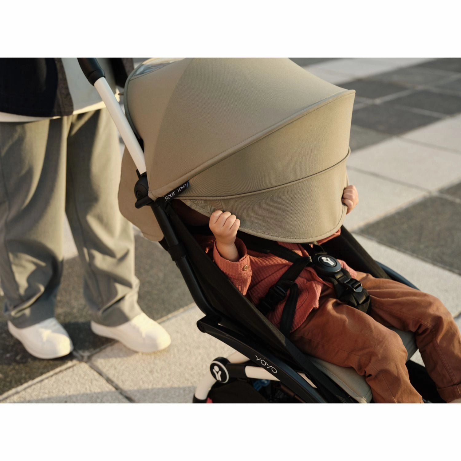 Stokke YOYO Newborn Shell 6  Complete Baby Stroller Set - White Frame with Ginger Newborn Shell & 6  Color Pack (Pre-Order; Est. Delivery in 4-6 Weeks)