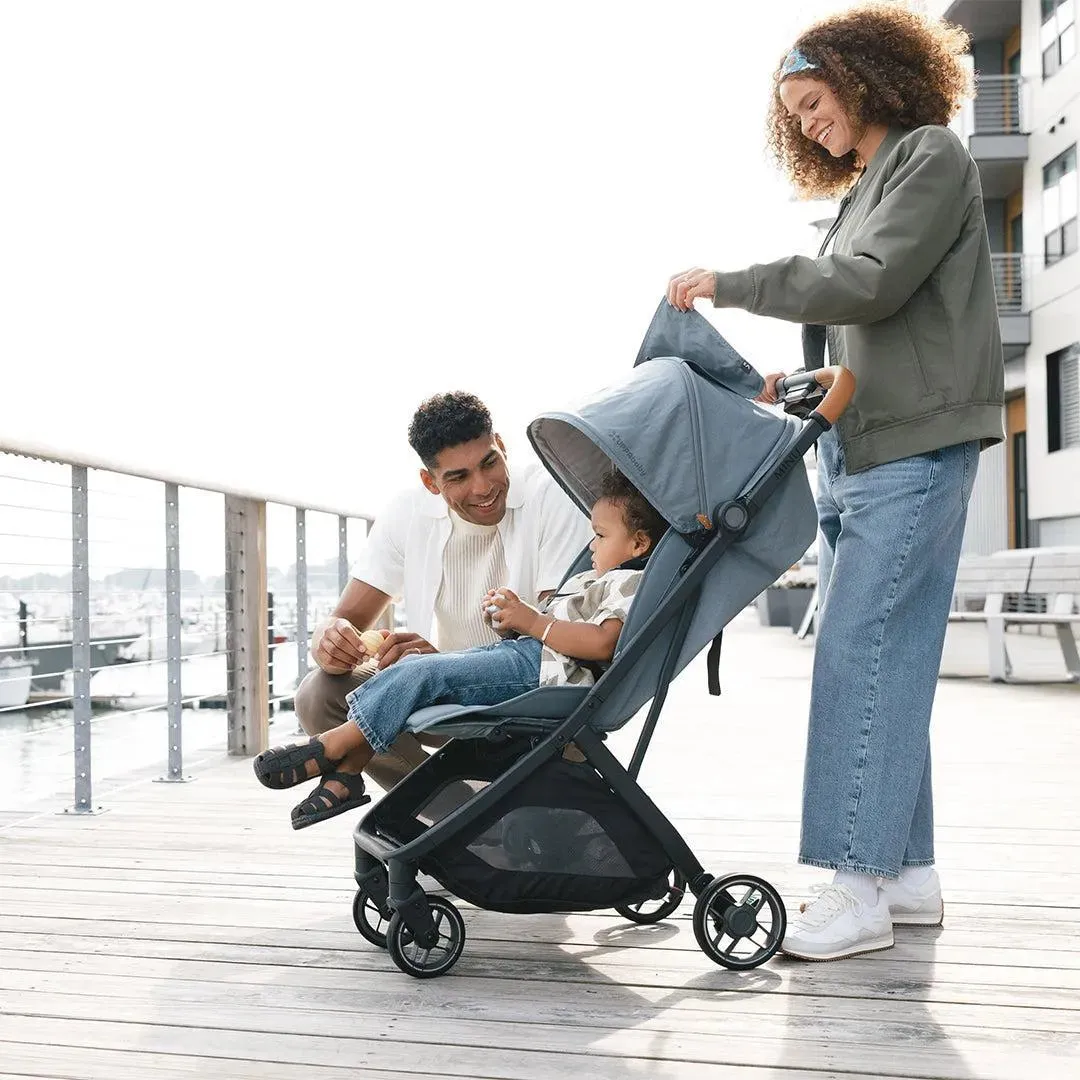UPPAbaby MINU V3 - Maxi-Cosi Travel System