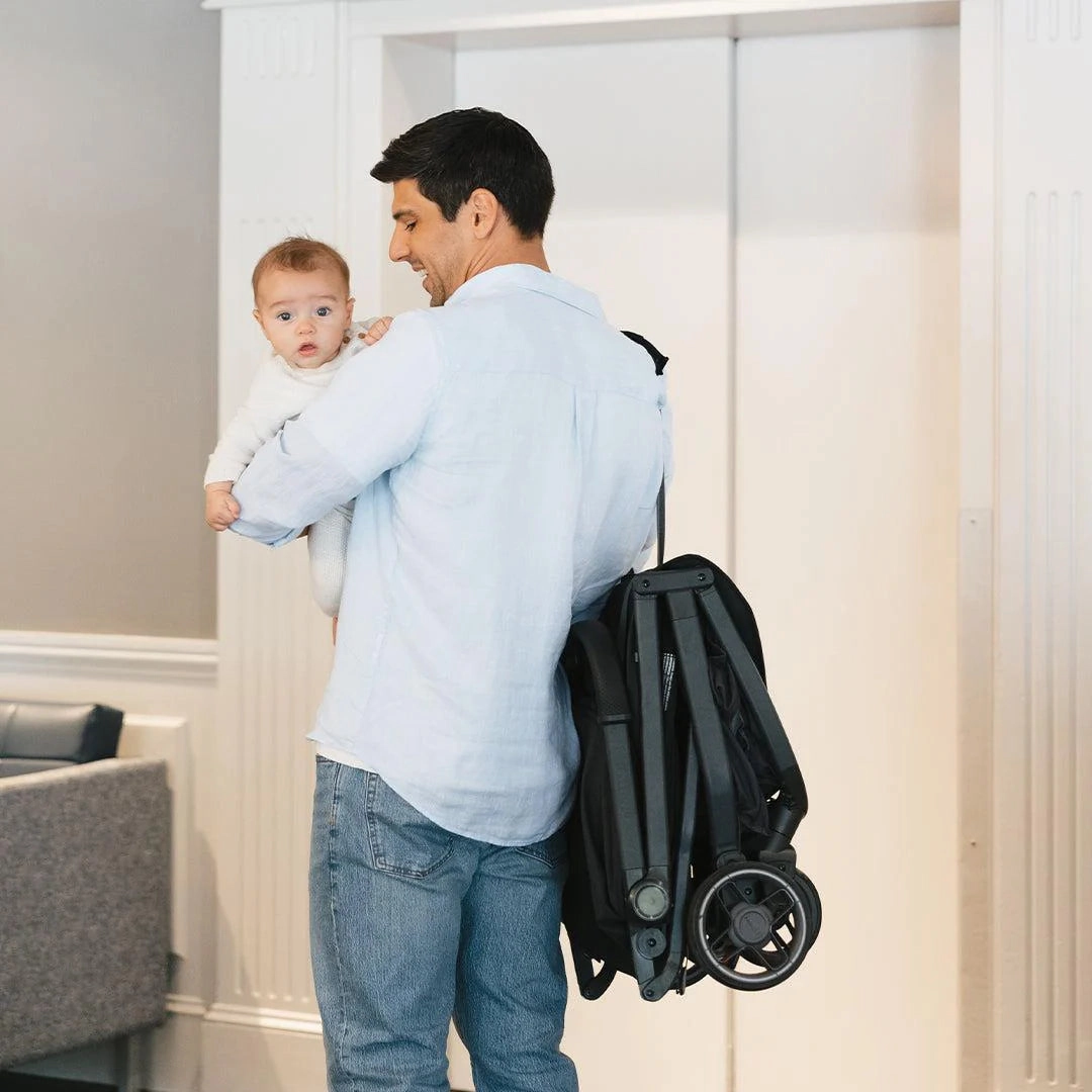 UPPAbaby MINU V3 - Maxi-Cosi Travel System