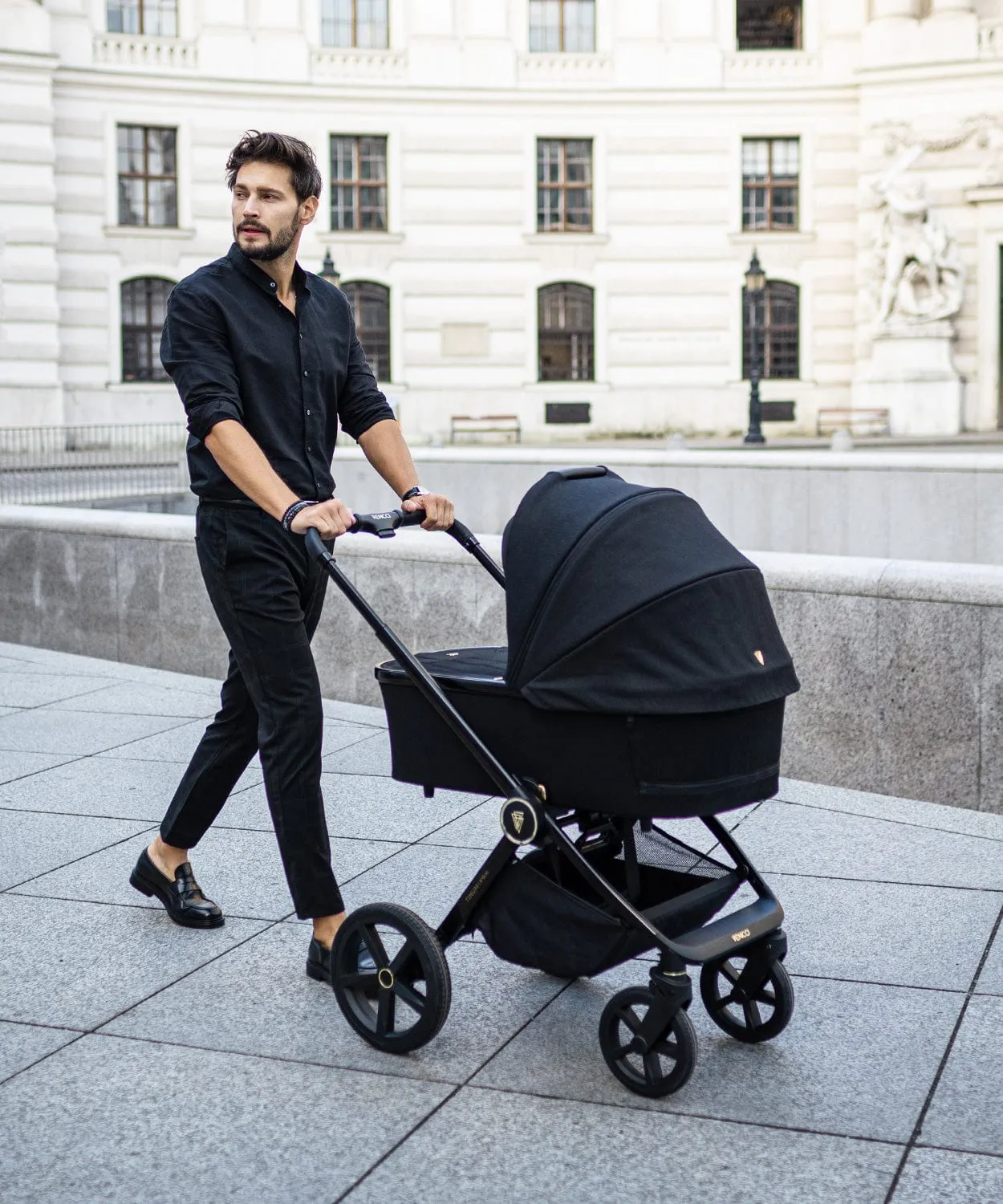 Venicci 3 in 1 Tinum UPLINE Pram - All Black
