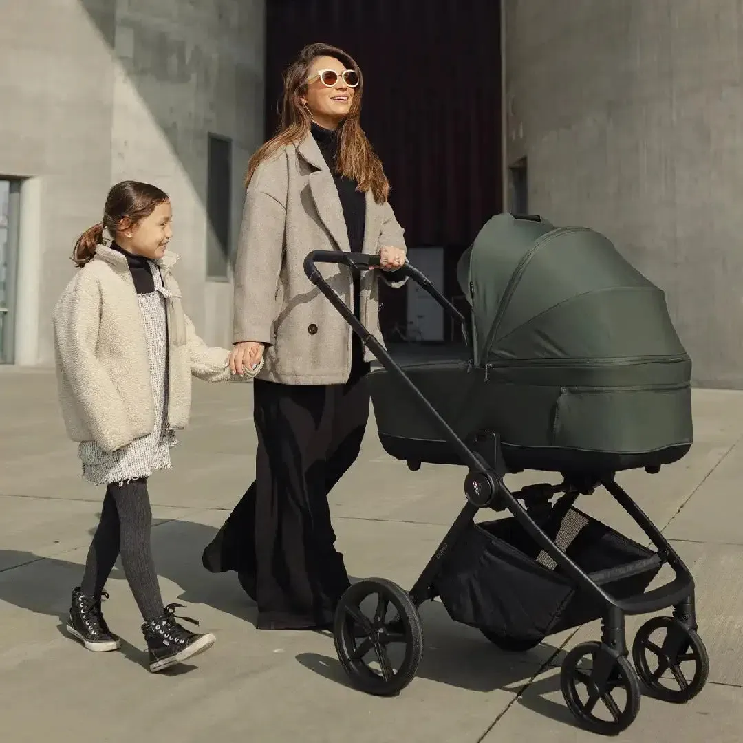 Venicci Claro 3 In 1   Isofix Base The Complete Travel System Bundle - Forest