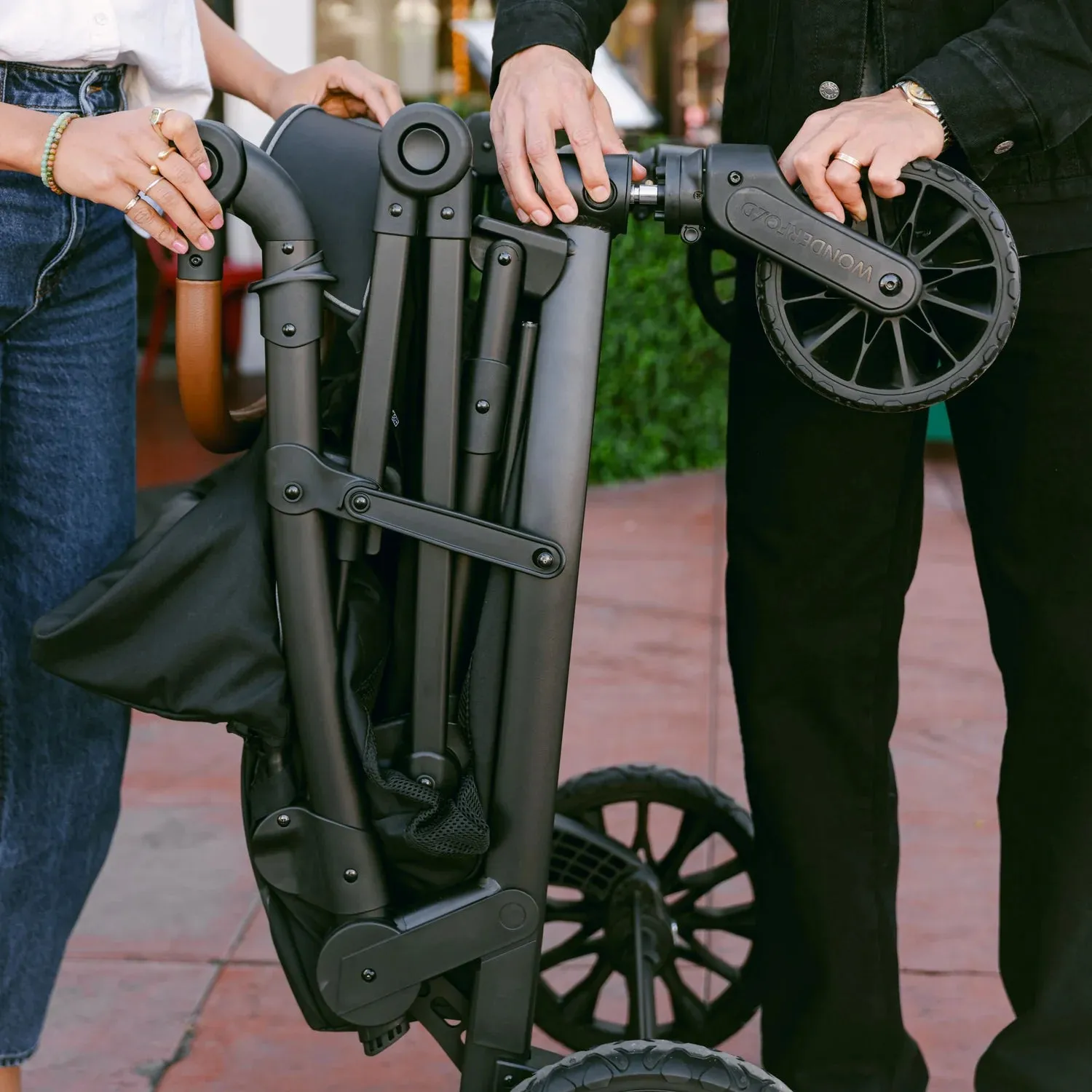 Wonderfold - L4 Quad Push Wagon Stroller